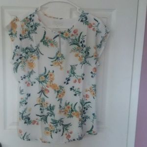 Keyhole floral meadow blouse